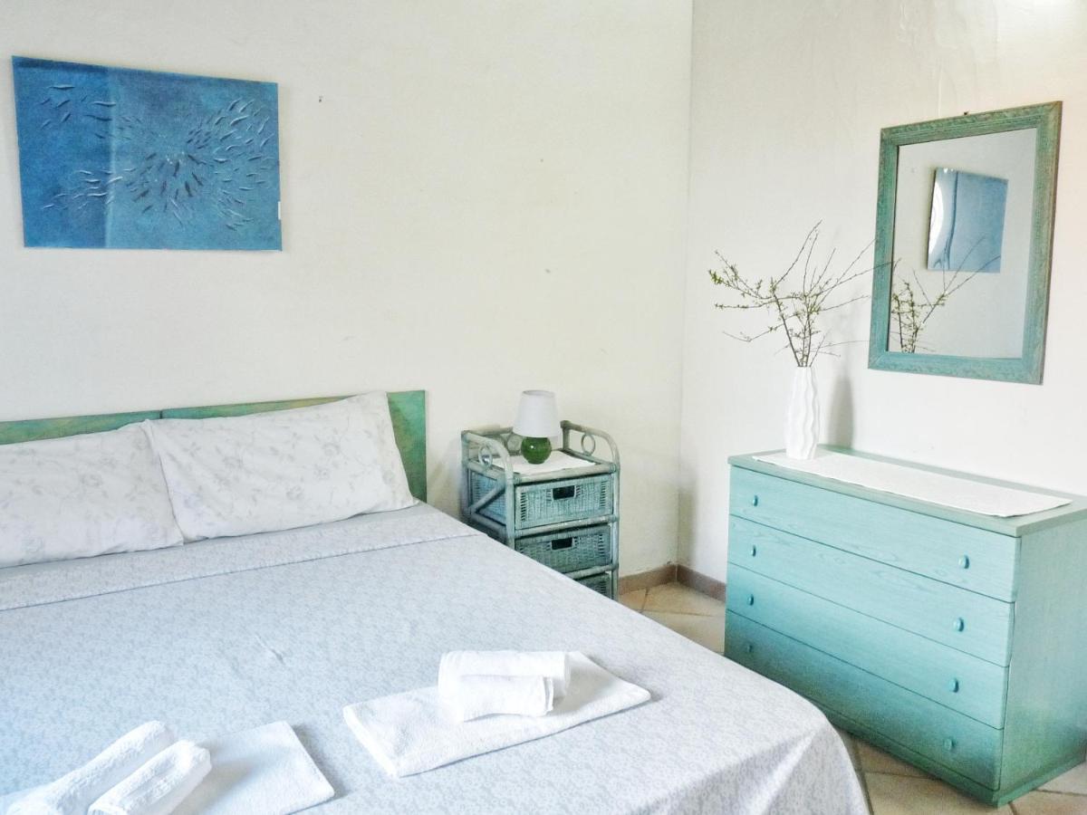Le Caterine Villa Porto San Paolo  Exteriör bild