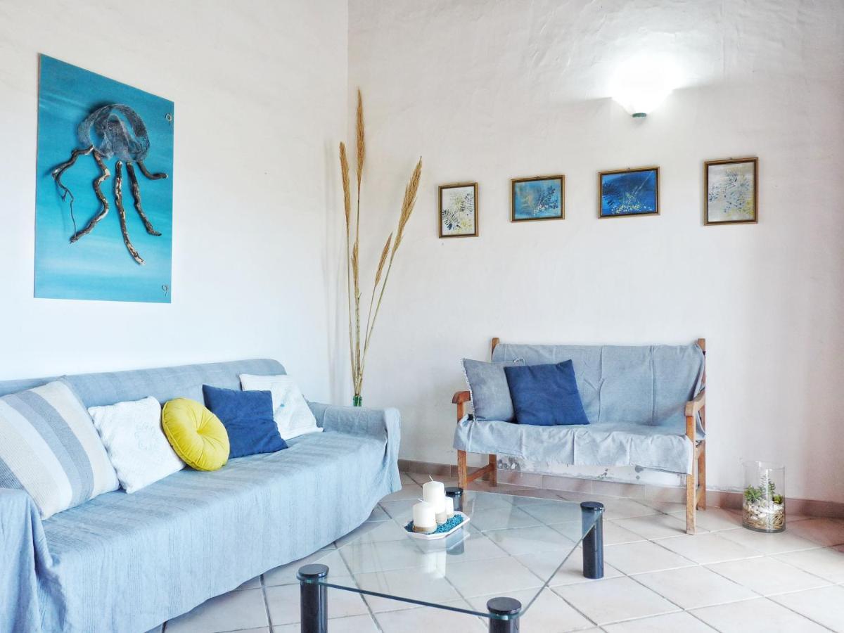 Le Caterine Villa Porto San Paolo  Exteriör bild