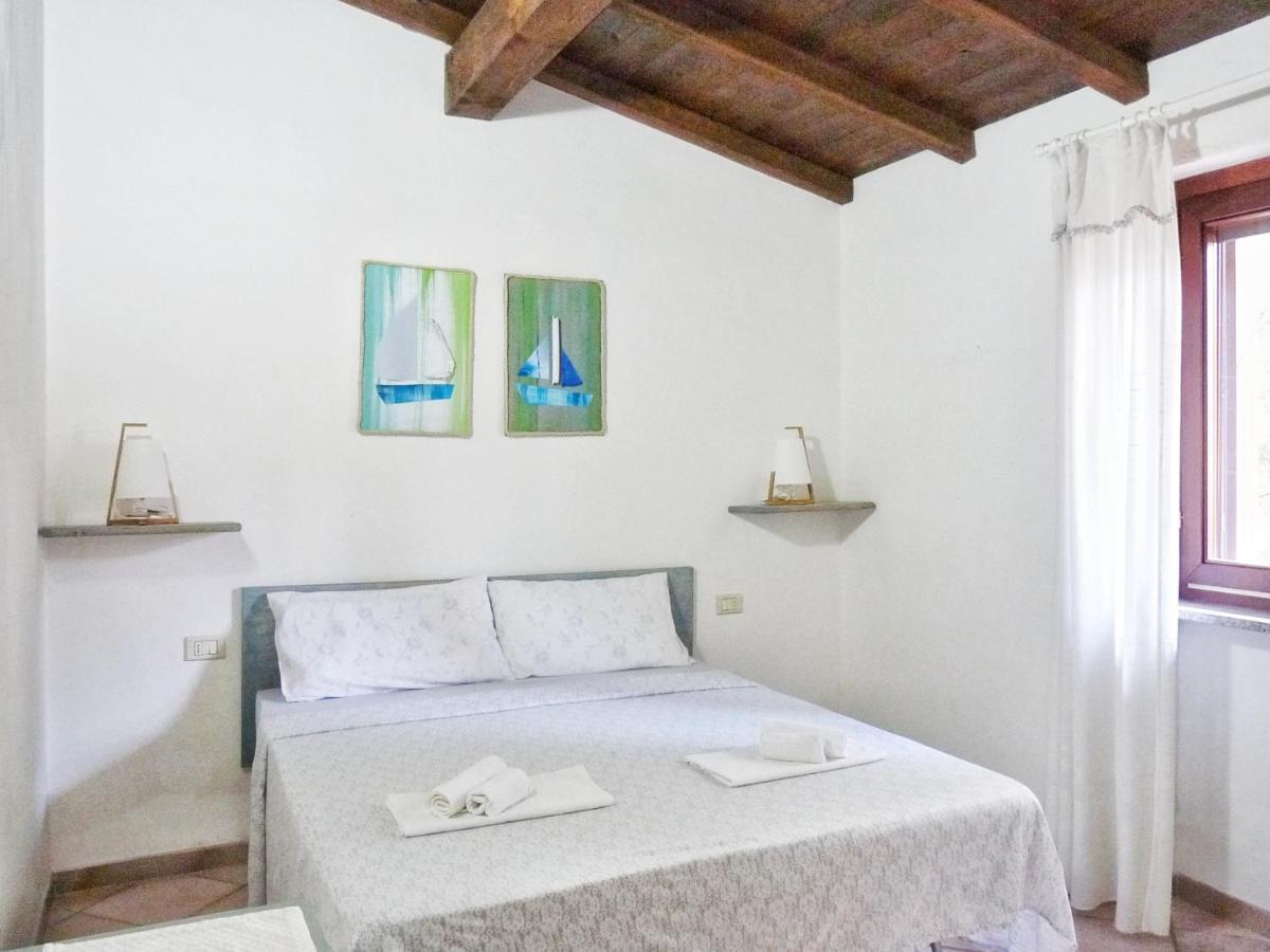 Le Caterine Villa Porto San Paolo  Exteriör bild